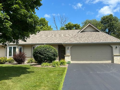 11415890 Hilbert Ln, Germantown, WI, 53022-3397 | Card Image