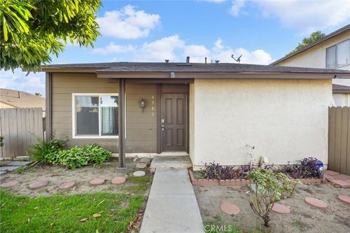 4585 Gold Rush Ct, Montclair, CA, 91763-4347 | Card Image