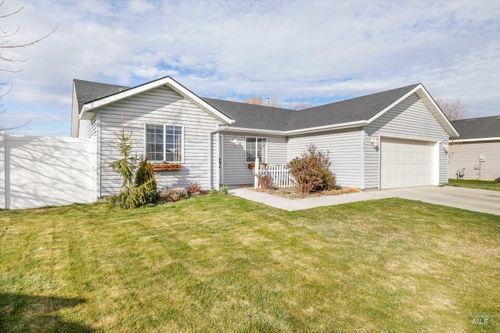 1061 Par Ct, Twin Falls, ID, 83301-5748 | Card Image