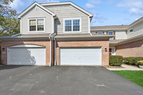 425 Wolcott Ln, Batavia, IL, 60510-2837 | Card Image