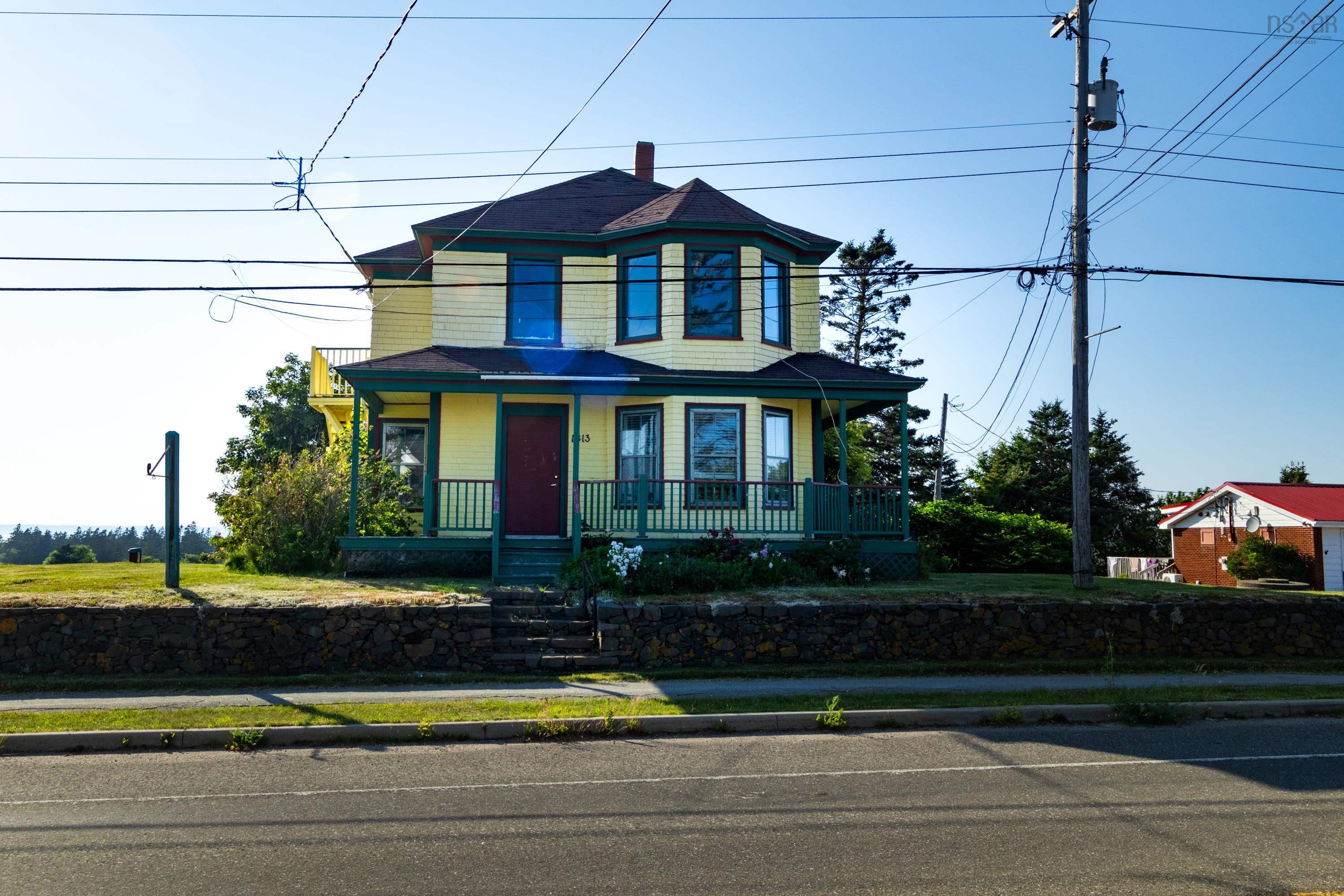 Residential Income in Church Point