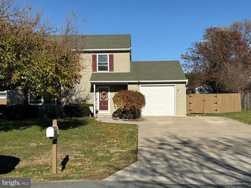 207 Killdeer Rd, STEPHENS CITY, VA, 22655-2437 | Card Image