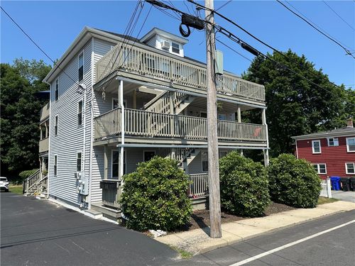 28 Bridge St, West Warwick, RI, 02893-3677 | Card Image