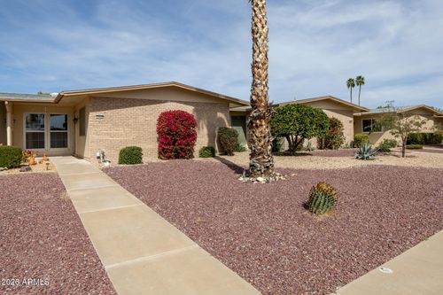 10426 W Ocotillo Dr, Sun City, AZ, 85373-1648 | Card Image