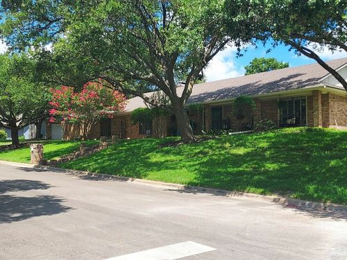 9914 Ramblewood Dr, Woodway, TX, 76712-3119 | Card Image