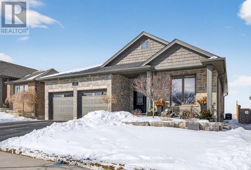 20 Patten Drive W, Brant (South Dumfries), ON, N0E1N0 | Card Image