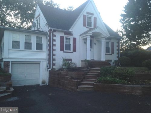 604 S Main St, SELLERSVILLE, PA, 18960-1637 | Card Image