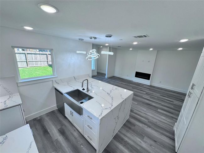 801 Woodard St, House other with 3 bedrooms, 2 bathrooms and 1 parking in Houston TX | Image 16