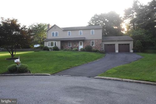 1215 Brinton Cir, WEST CHESTER, PA, 19380-4660 | Card Image