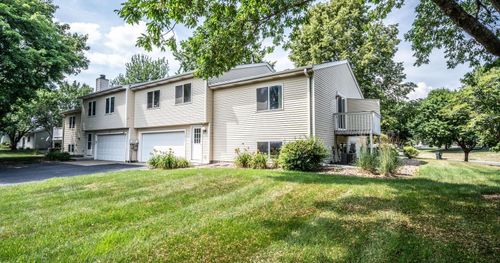 15585 Cornell Trl, Rosemount, MN, 55068-4686 | Card Image