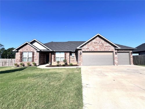 557 Rossi Dr, Tontitown, AR, 72762-6343 | Card Image