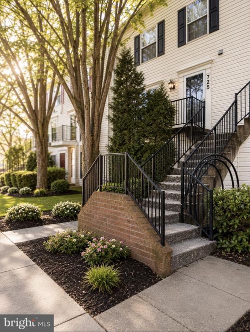 3-725 Paldao Ter, LANDOVER, MD, 20785-5815 | Card Image