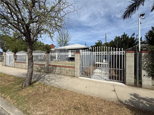 20953 Saticoy St, Canoga Park, CA, 91304-5150 | Card Image