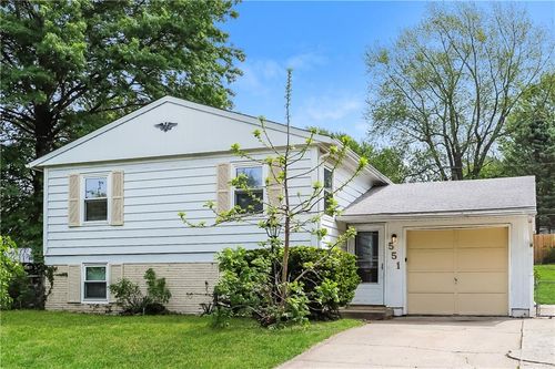 551 N Powahatan Dr, Independence, MO, 64056-2244 | Card Image