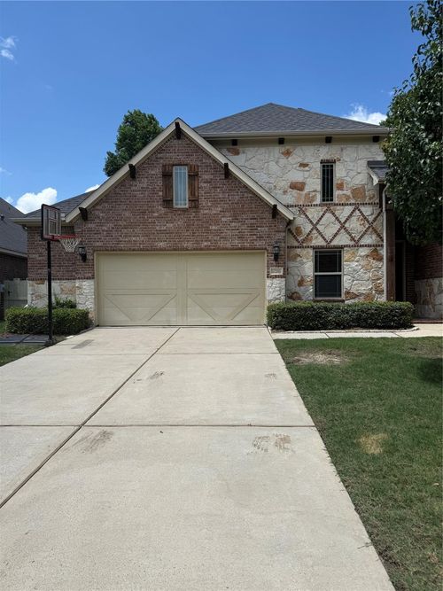 10206 S Goshawk Trl, Conroe, TX, 77385-6506 | Card Image