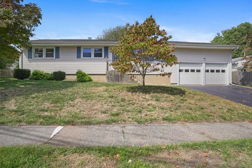 270 Oakwood Dr, Fairfield, CT, 06824-4149 | Card Image