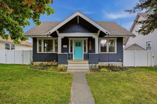 3811 S Sherman St, Spokane, WA, 99203-2732 | Card Image