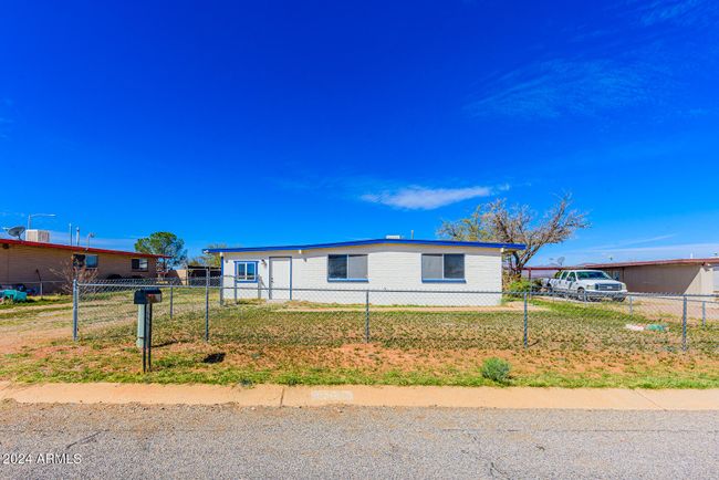 803 Ridgeview Place, House other with 3 bedrooms, 2 bathrooms and null parking in Huachuca City AZ | Image 4