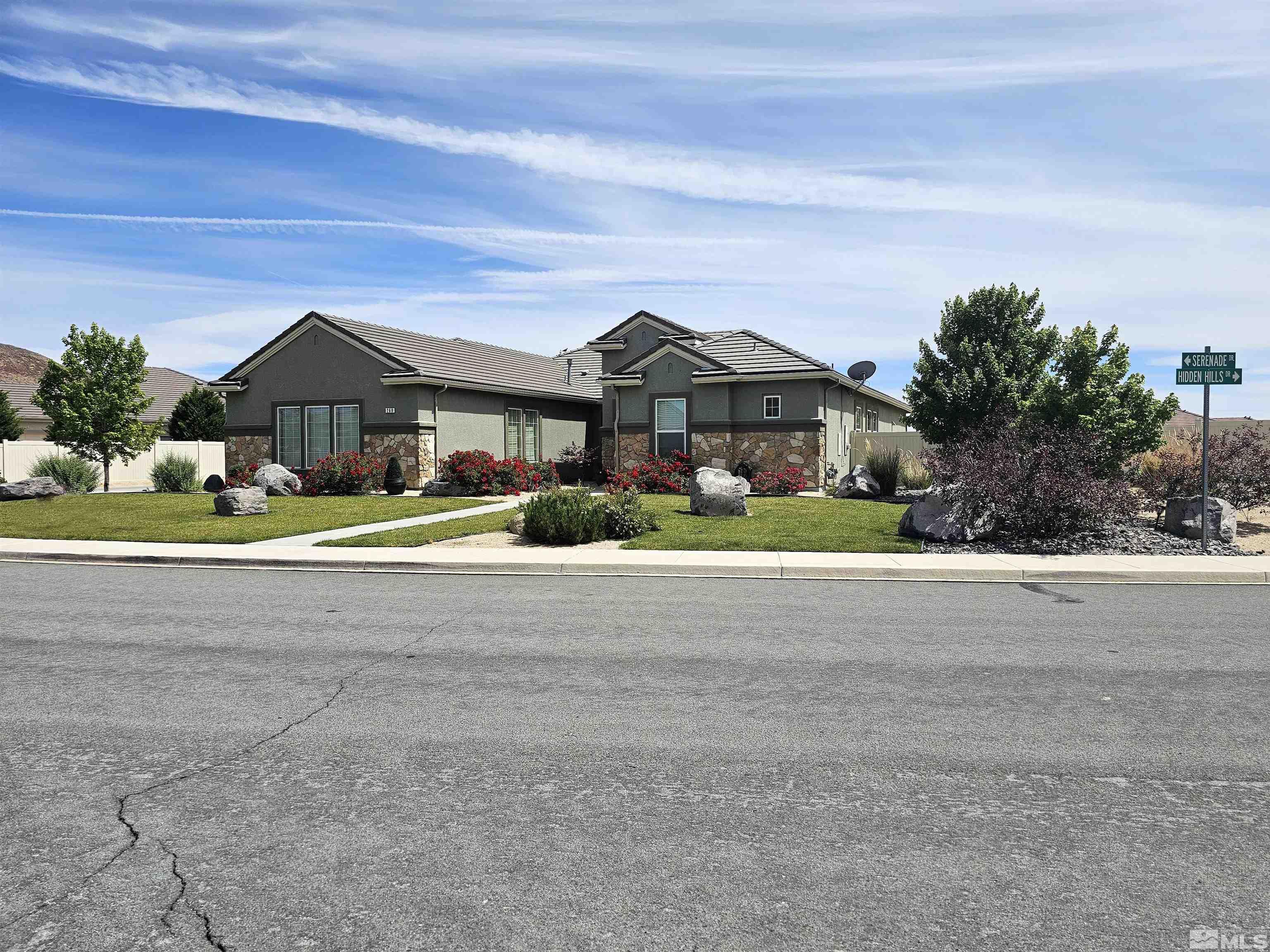 Serenade Dr, Sparks, NV 89441
