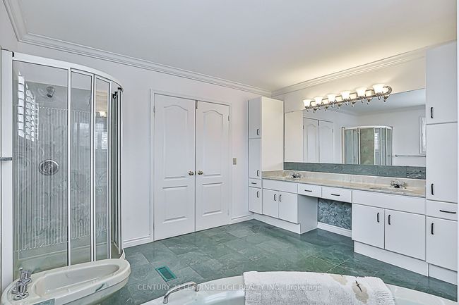 30 Wigston Crt, House other with 4 bedrooms, 3 bathrooms and 4 parking in Whitby ON | Image 21