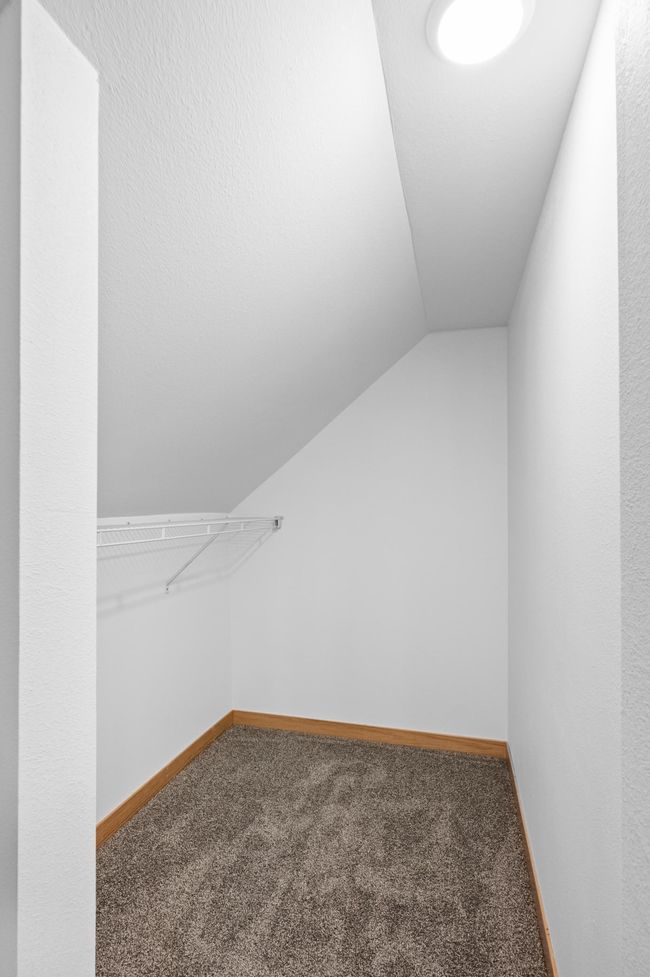 Upper Bedroom Walk In Closet | Image 37