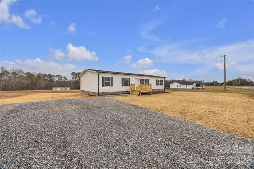 657 Mount Wesley Church Rd, Hiddenite, NC, 28636-9363 | Card Image