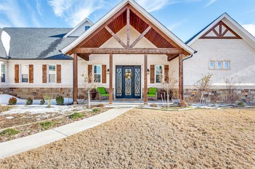 216 Deer Glade Ct, Azle, TX, 76020-1760 | Card Image