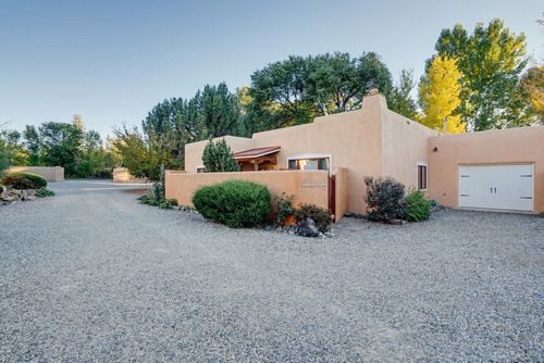 525 La Lomita Rd, Taos, NM, 87571 | Card Image