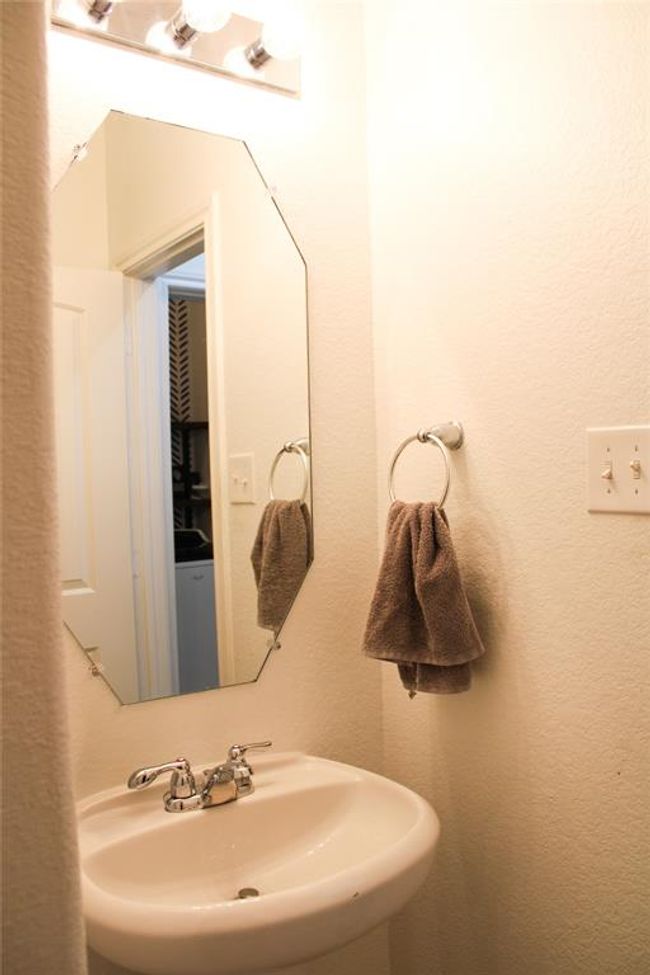 6867 Juniper Arbor Ln, House other with 4 bedrooms, 4 bathrooms and 2 parking in Dickinson TX | Image 26