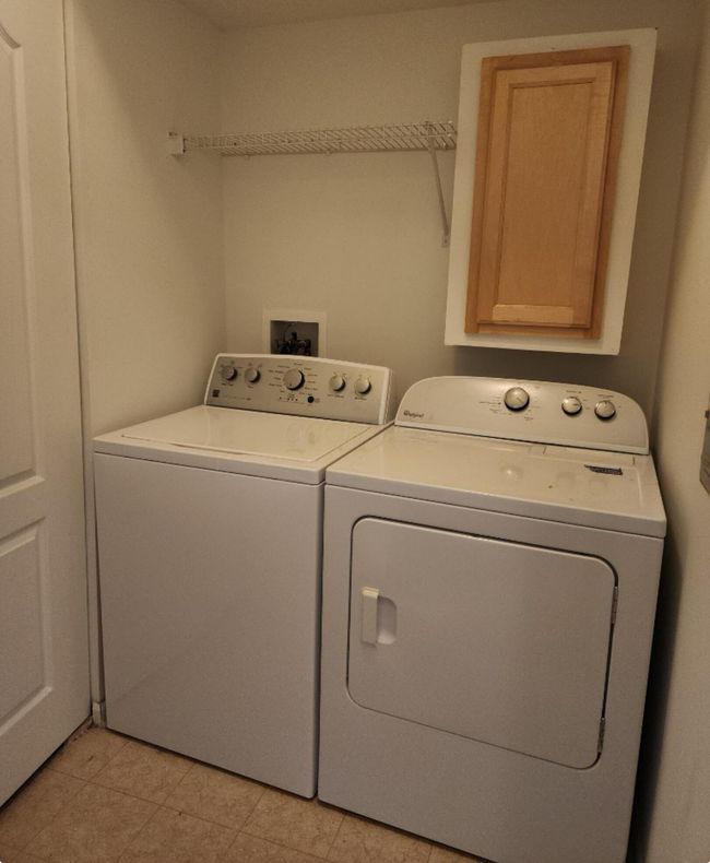 6547 Dorothys Crk, Condo with 2 bedrooms, 2 bathrooms and null parking in Canal Winchester OH | Image 11