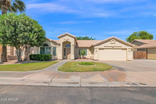 502 N Falcon Dr, Gilbert, AZ, 85234-7649 | Card Image