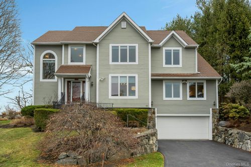 8 Justine Ct, Briarcliff Manor, NY, 10510-2534 | Card Image