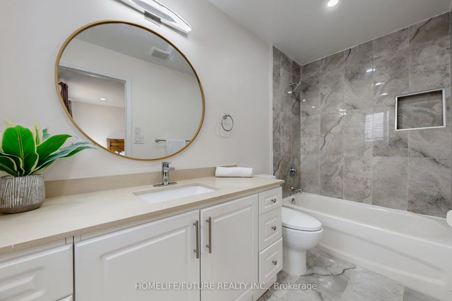 83 Dandelion Rd, House attached with 5 bedrooms, 4 bathrooms and 2 parking in Brampton ON | Image 17