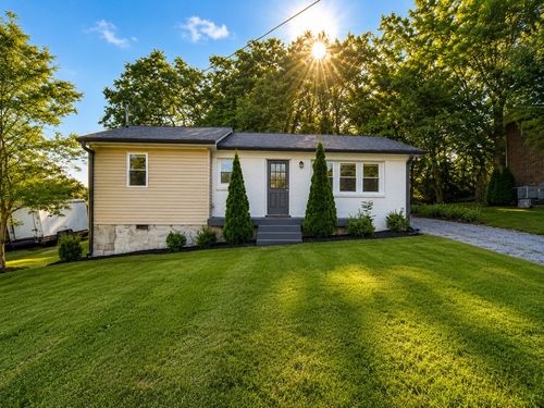 105 Williams St, Woodbury, TN, 37190-1036 | Card Image