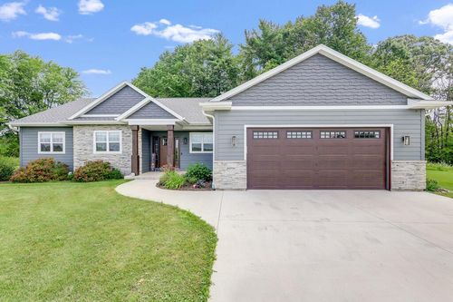 4381 Danmar Road, Manitowoc Rapids, WI, 54247 | Card Image