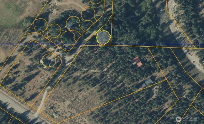 Aerial map;• Common area preserves natural landscape and open space. | Image 40