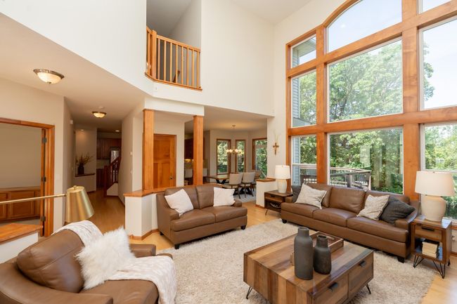 2128 Kelly Cir, House other with 5 bedrooms, 4 bathrooms and null parking in Shakopee MN | Image 5