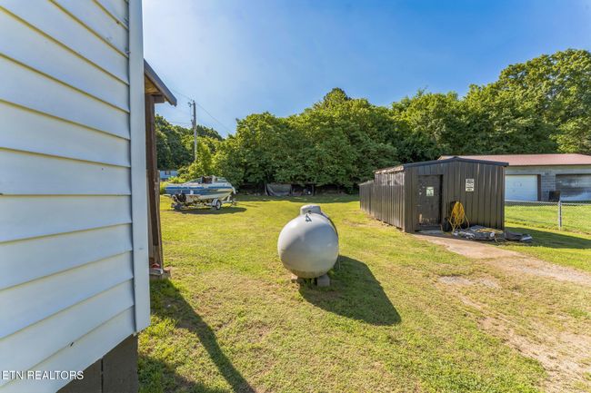 1810 Creason Dr, House other with 3 bedrooms, 2 bathrooms and null parking in Maryville TN | Image 7