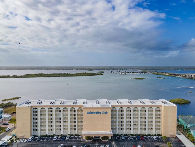 APT-404 - 3606 S Peninsula Dr, Condo with 2 bedrooms, 2 bathrooms and null parking in PORT ORANGE FL | Image 4