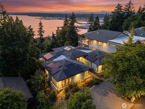 104 Morey Ave, Bellingham, WA, 98225-5418 | Card Image