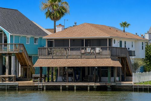 238 Bamaku Bnd, Tiki Island, TX, 77554-7111 | Card Image
