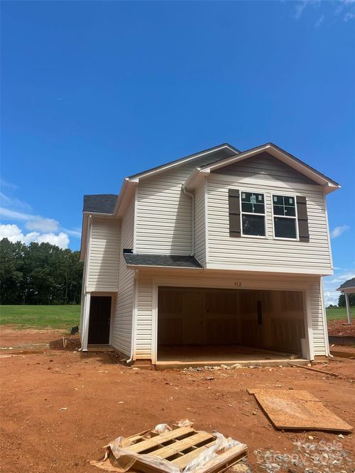 912 W Sumter St, Shelby, NC, 28150-4337 | Card Image