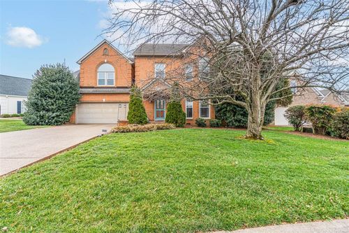 1104 Saint Andrews Cir, Bowling Green, KY, 42103-2460 | Card Image