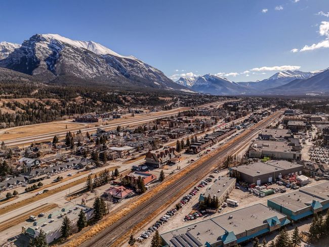 20 Pinewood Crescent, House other with 3 bedrooms, 1 bathrooms and 3 parking in Canmore AB | Image 47