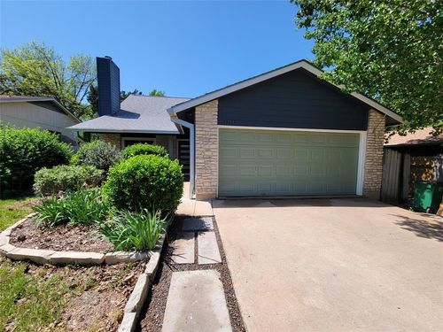 3211 Harpers Ferry Ln, Austin, TX, 78745-6722 | Card Image