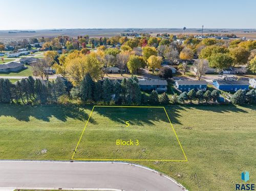 1400 Willard Ln Lane, Larchwood, IA, 51241 | Card Image