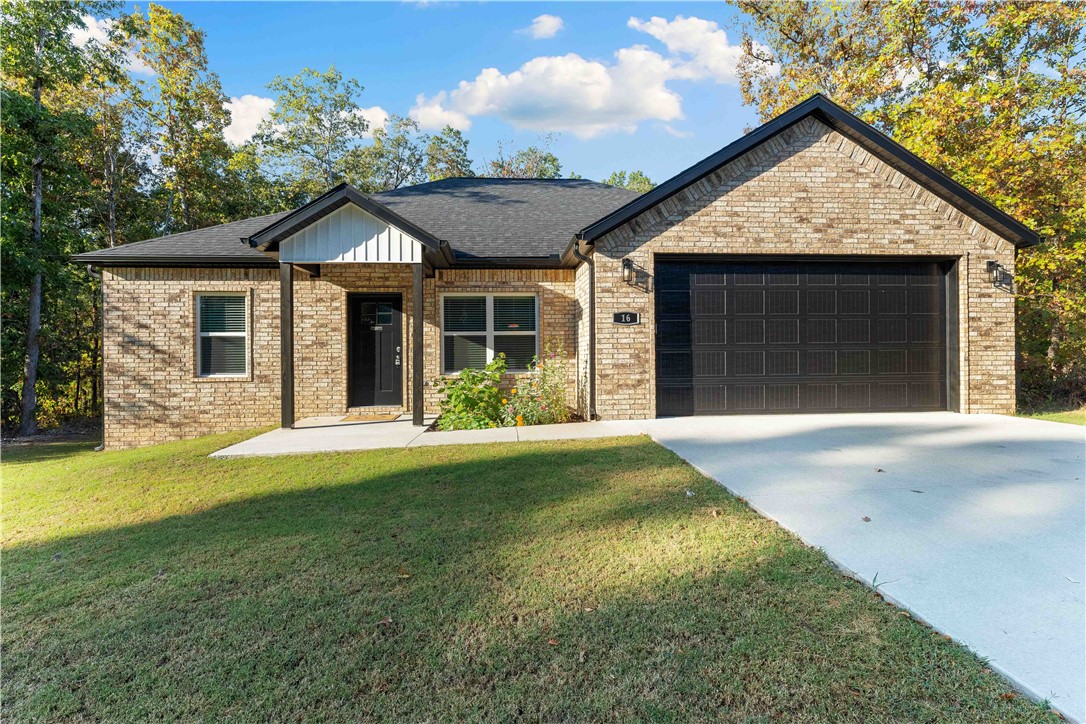 Kentallen Ln, Bella Vista, AR 72715