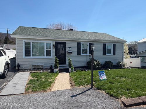 509 E Hudson Ave, Altoona, PA, 16602-5420 | Card Image