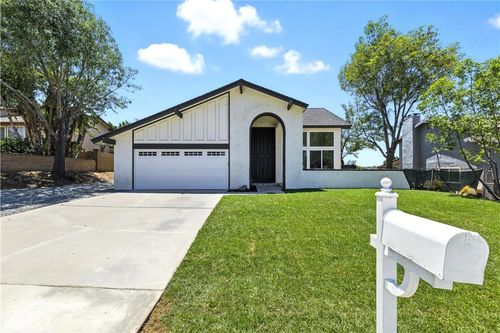2344 Santa Anita Rd, Norco, CA, 92860-2233 | Card Image