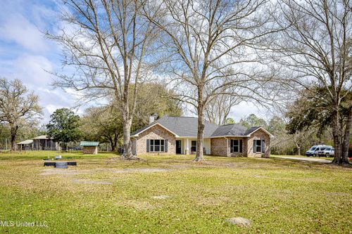 1900 Goldrush St, Vancleave, MS, 39565-8579 | Card Image